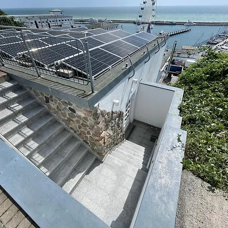 Appartamento Im Hang Direkt Am Hafen, 6 Betten, 175m2