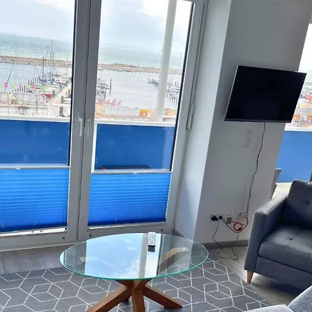 Im Hang Direkt Am Hafen, 6 Betten, 175m2 Appartamento *